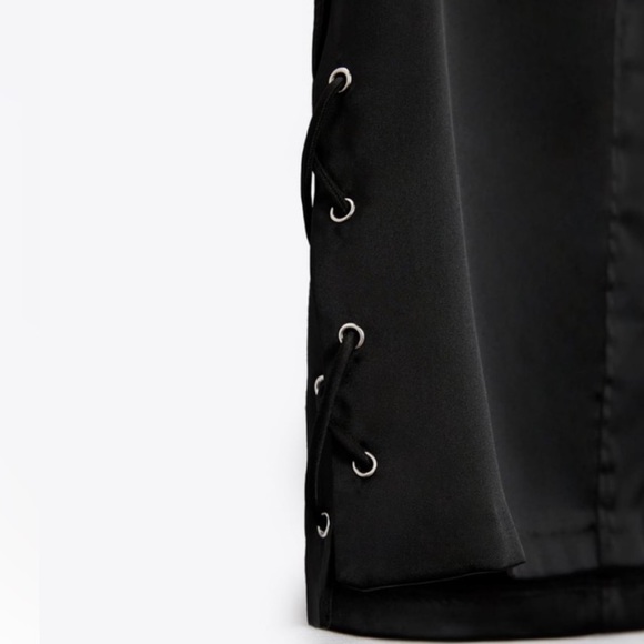 Black satin lace up mini skirt - Picture 8 of 10